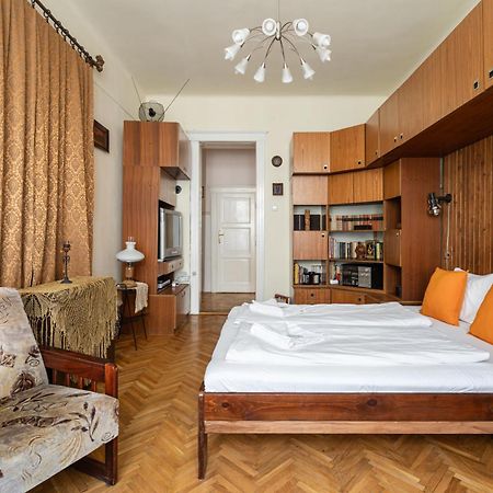 Bpr W21 Retro Home With Balcony Budapeste Exterior foto