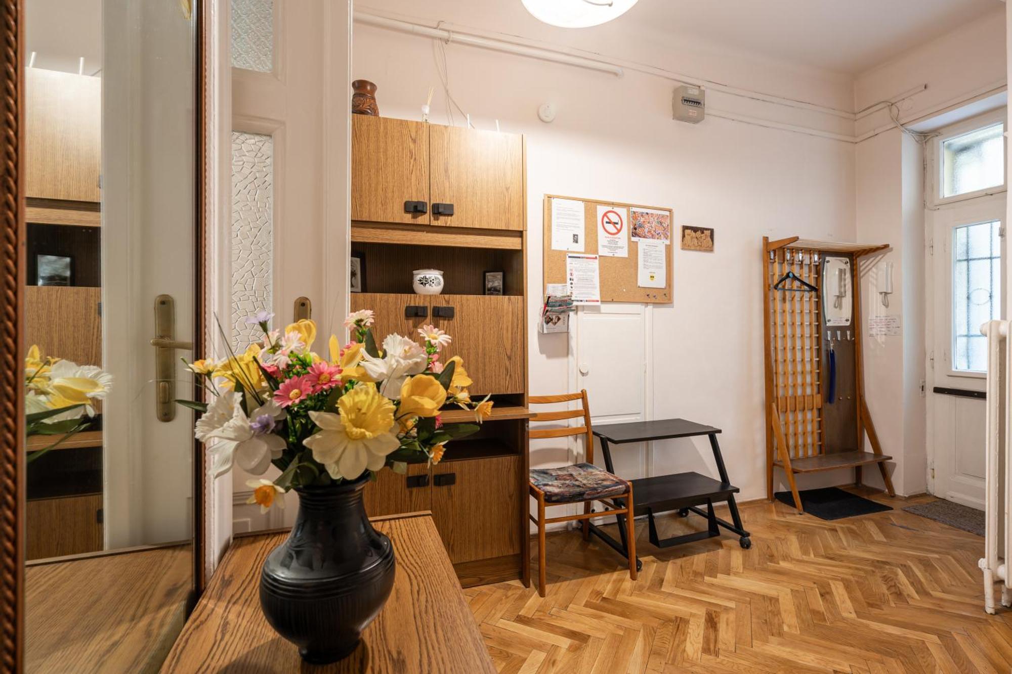 Bpr W21 Retro Home With Balcony Budapeste Exterior foto